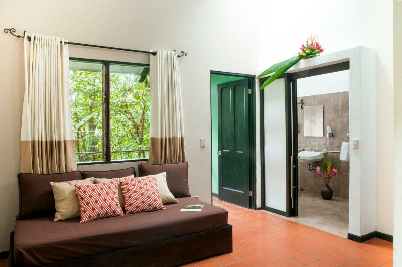 Tapirus Lodge And Reserve Carrillo  Екстериор снимка